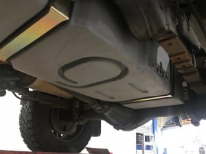 Toyota Hilux (2015-PRESENT) Poly Replacement Long Range Fuel Tank ...